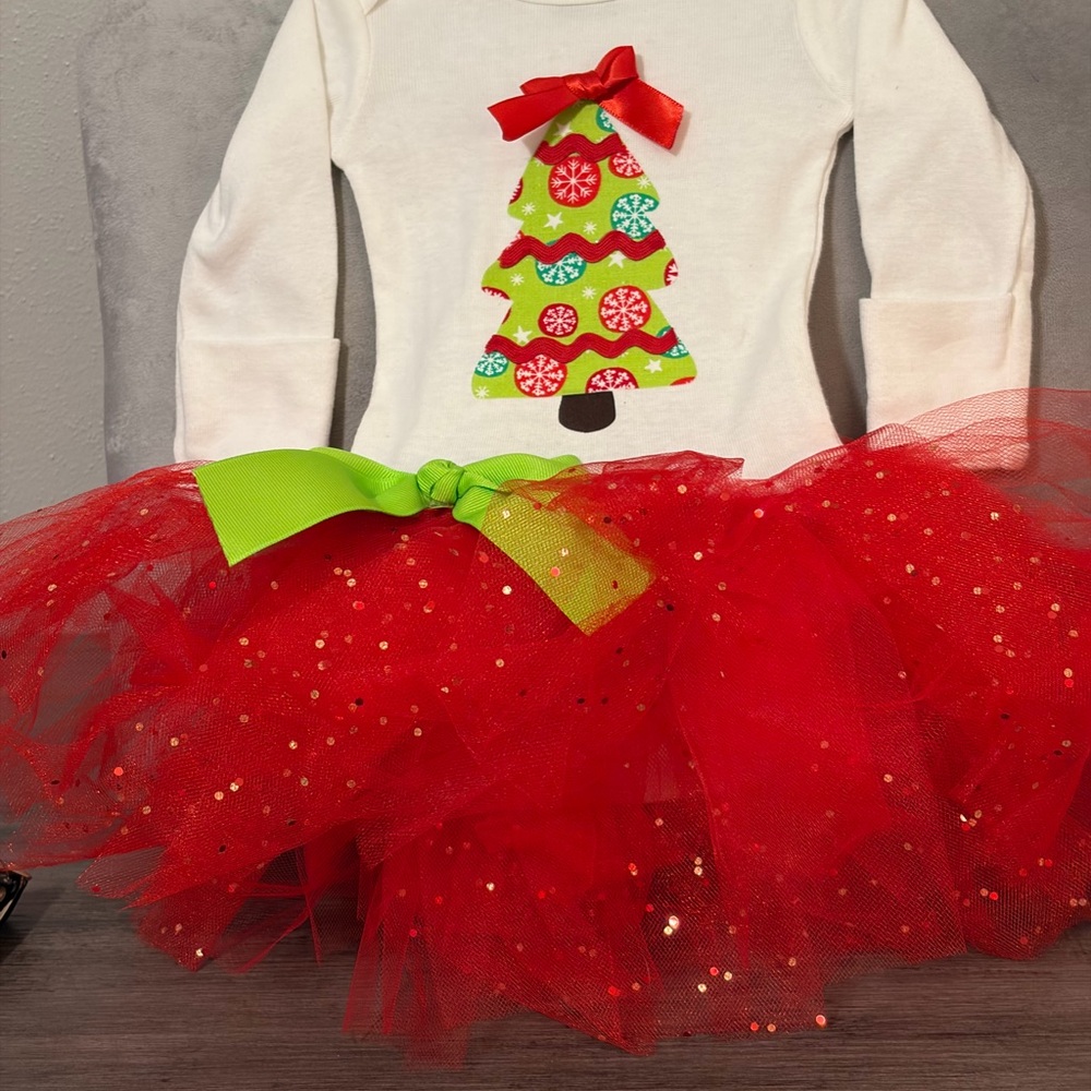 Carter's Baby girl’s White Onesie with‎ Red Bow